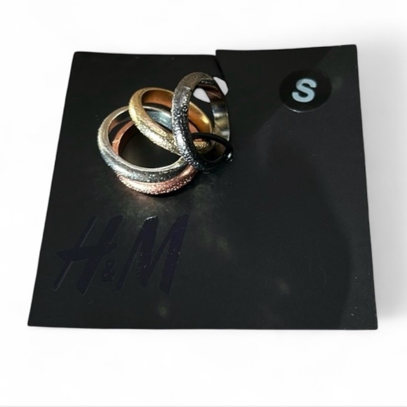 NWT H&M 4 Ring Band Bundle, Size Small - Picture 1 of 3